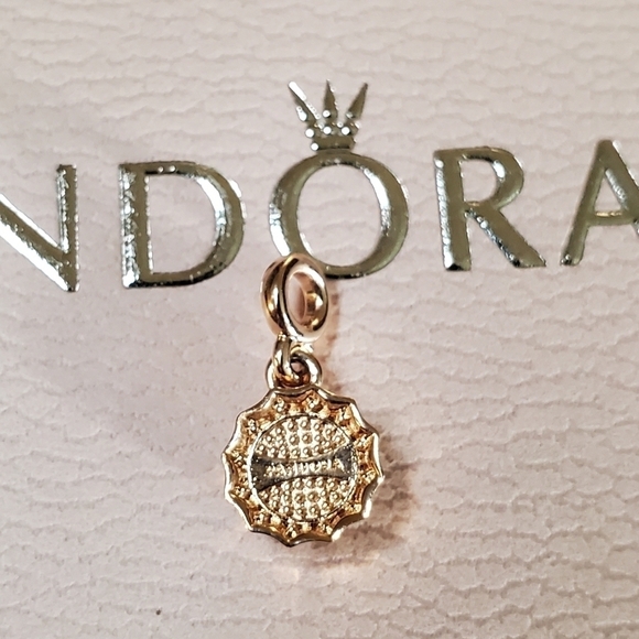 Pandora ME Lucky Bottle Cap Mini Dangle - Picture 5 of 11